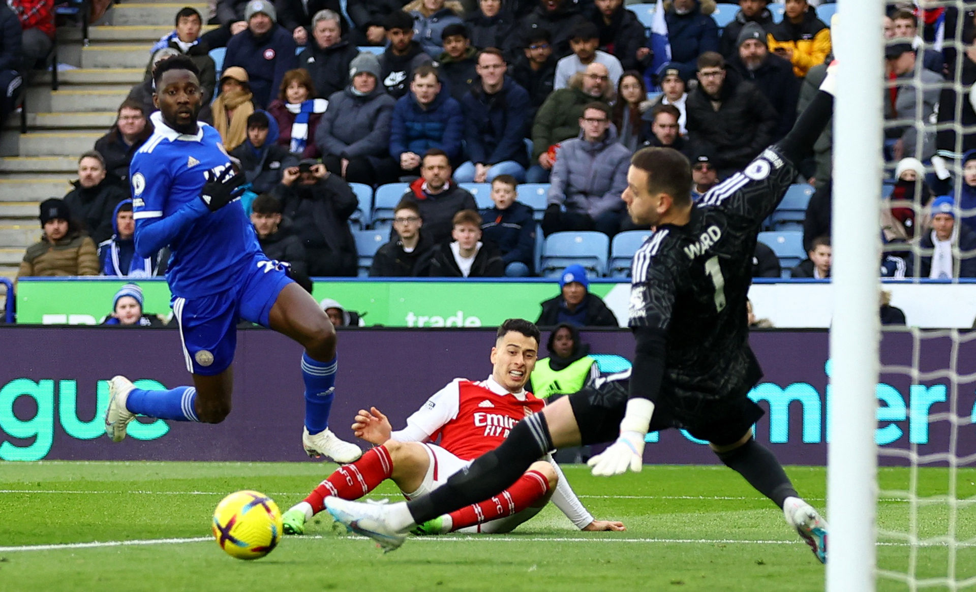 以此实现夺 以此实现夺